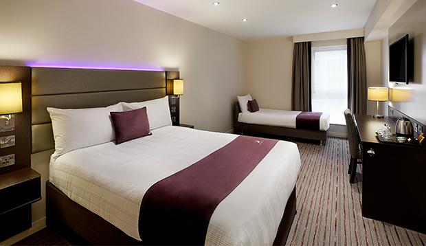 Premier Inn Premier Inn Саффрон-Уолден Экстерьер фото